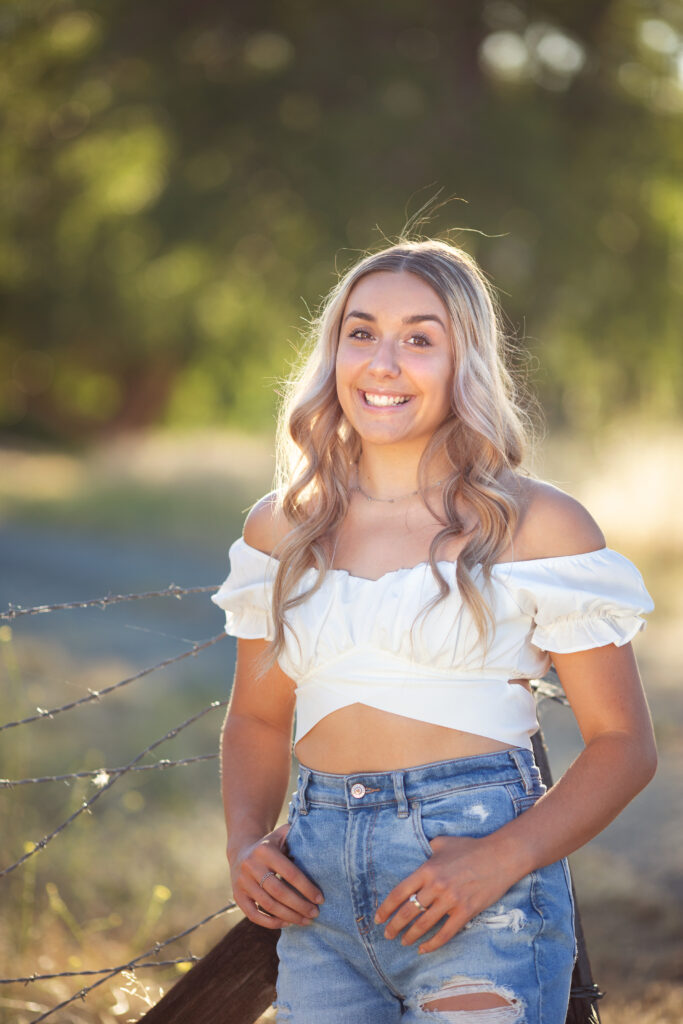 senior portraits in Brentwood